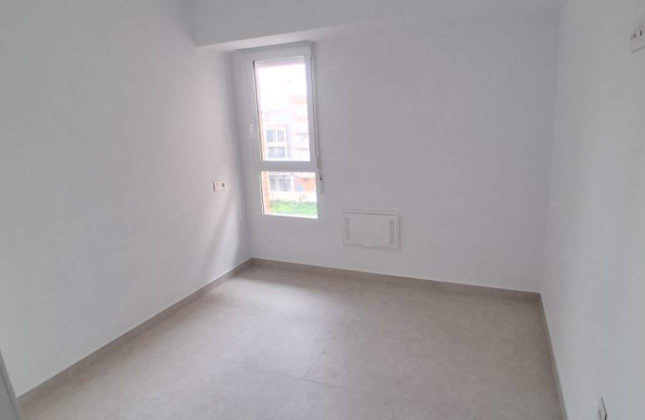 Resale - Apartment / flat -
Torrevieja