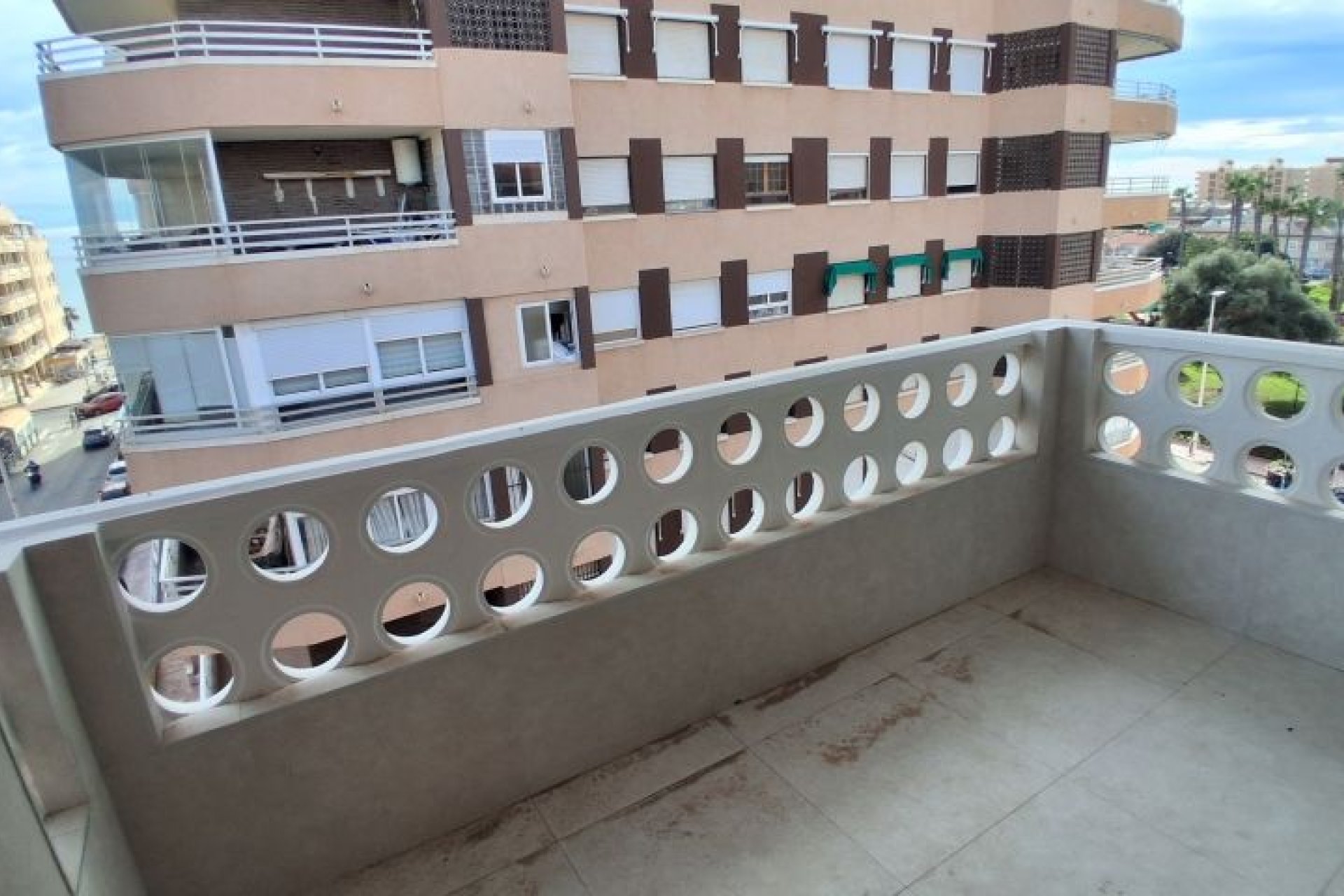 Resale - Apartment / flat -
Torrevieja
