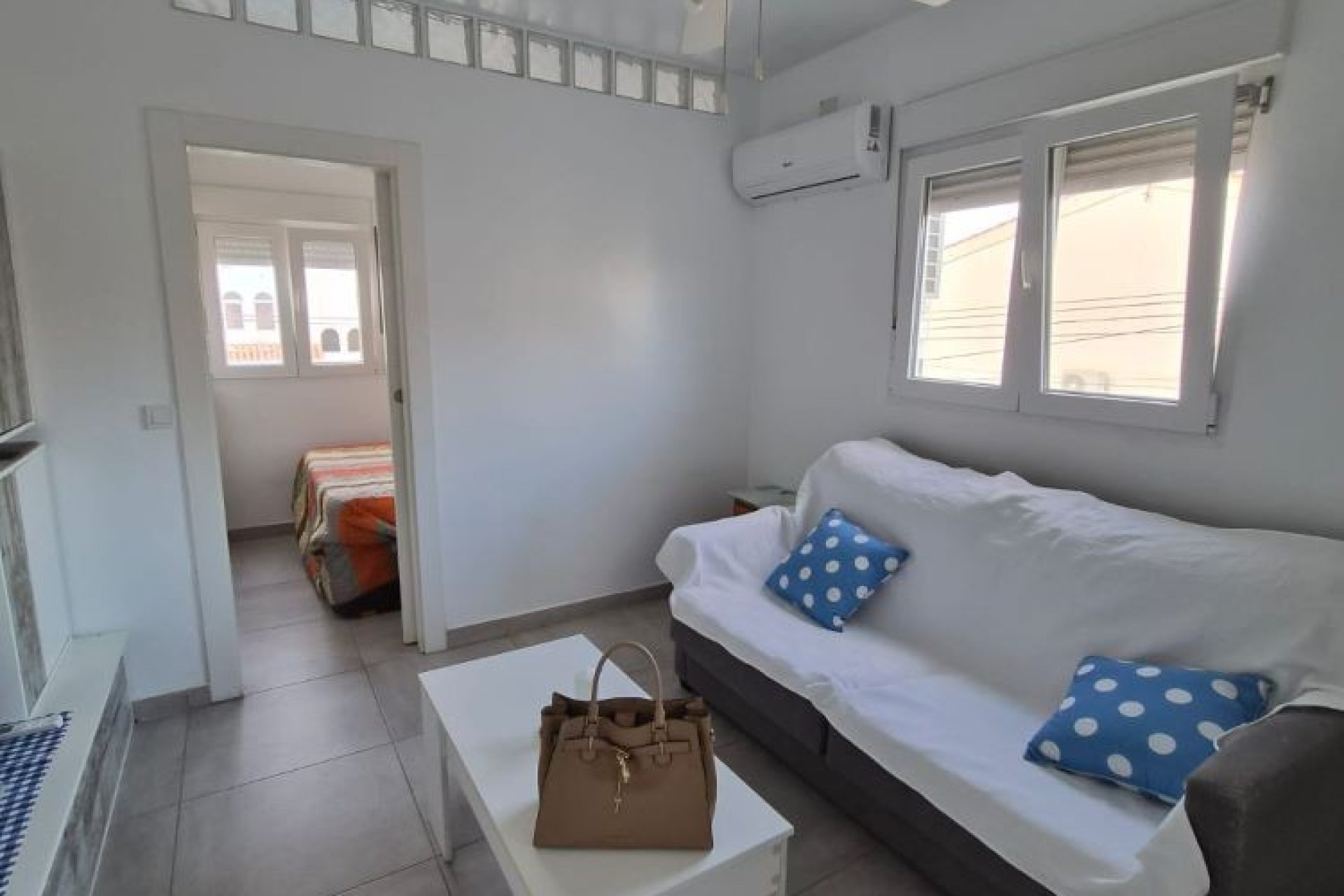 Resale - Apartment / flat -
Torrevieja