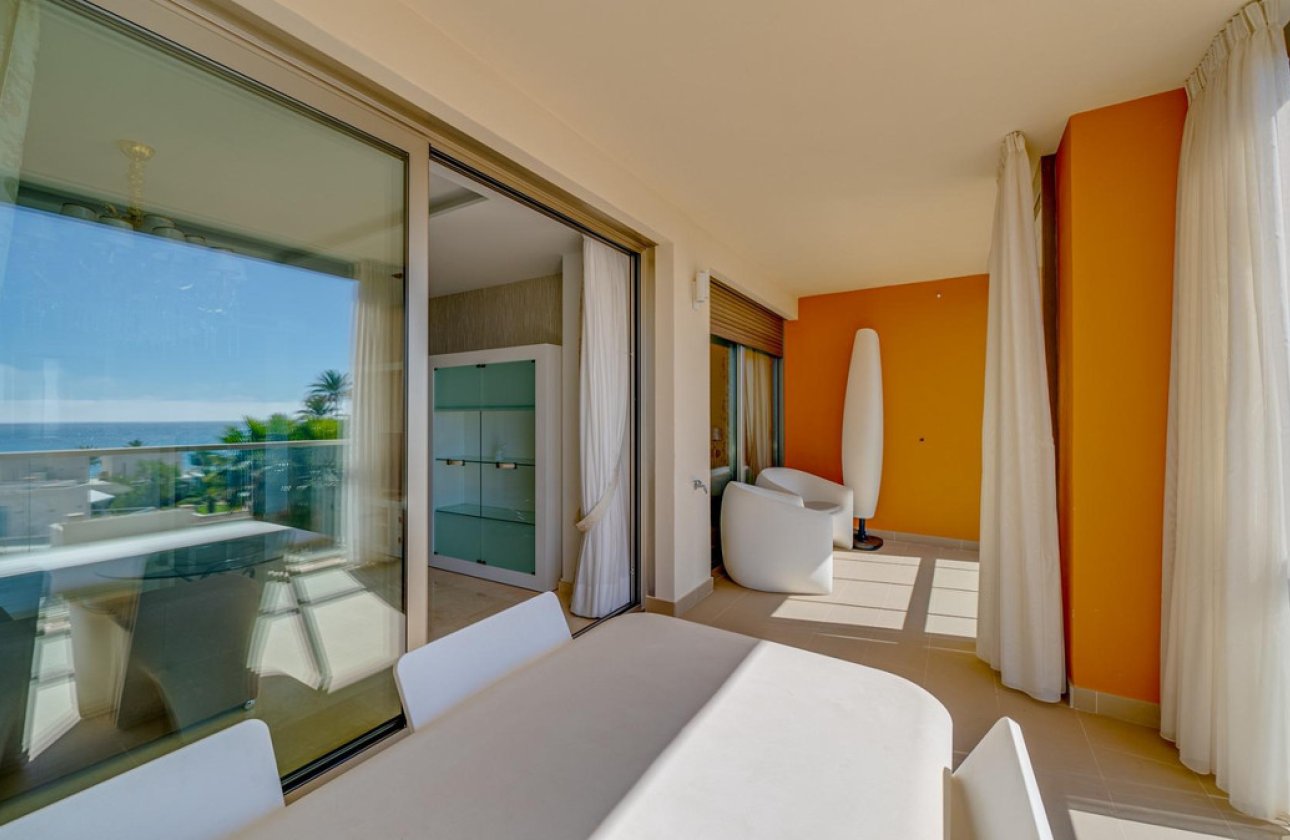 Resale - Apartment / flat -
Villajoyosa - Villajoyosa Centro