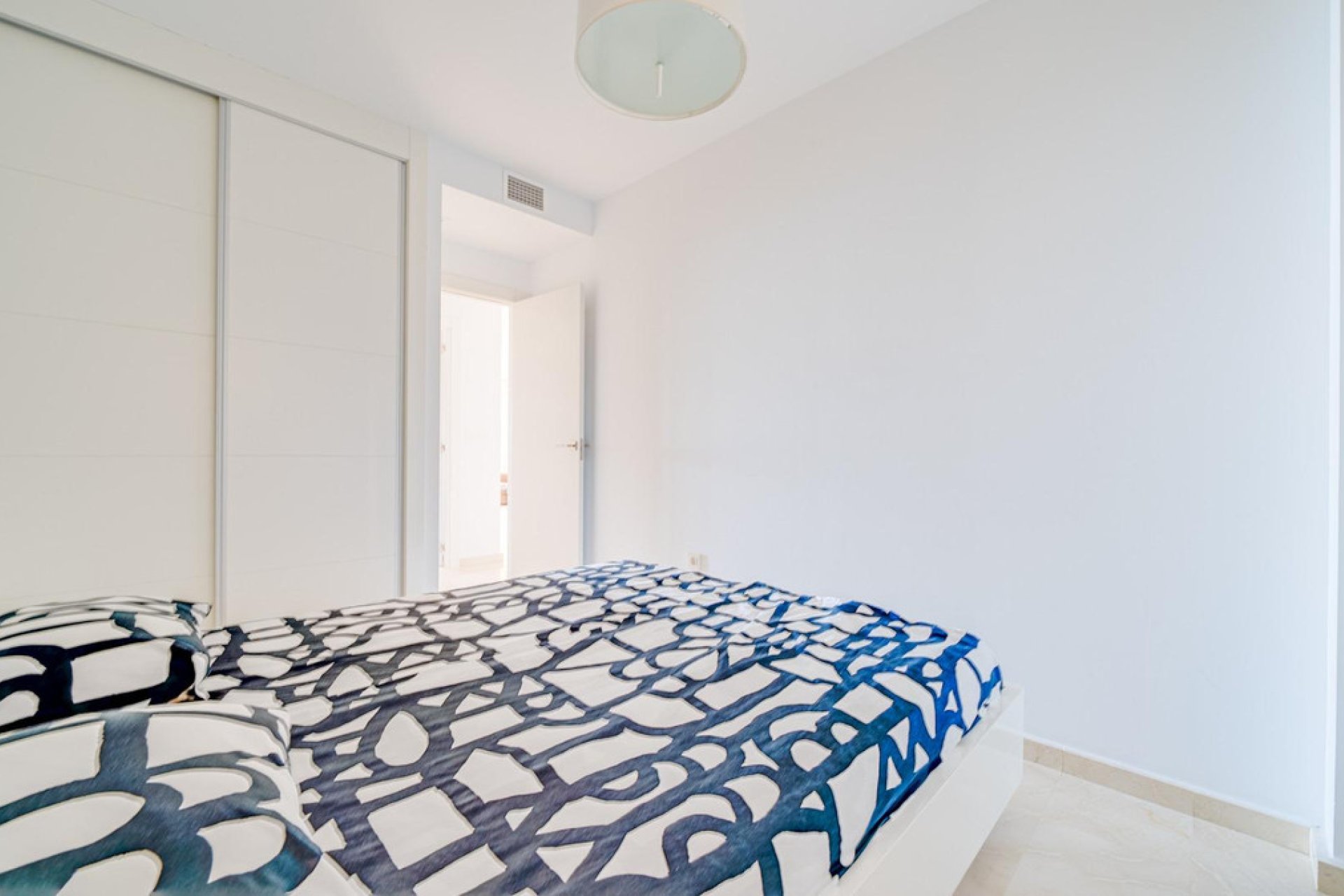 Resale - Apartment / flat -
Villajoyosa - Villajoyosa Centro
