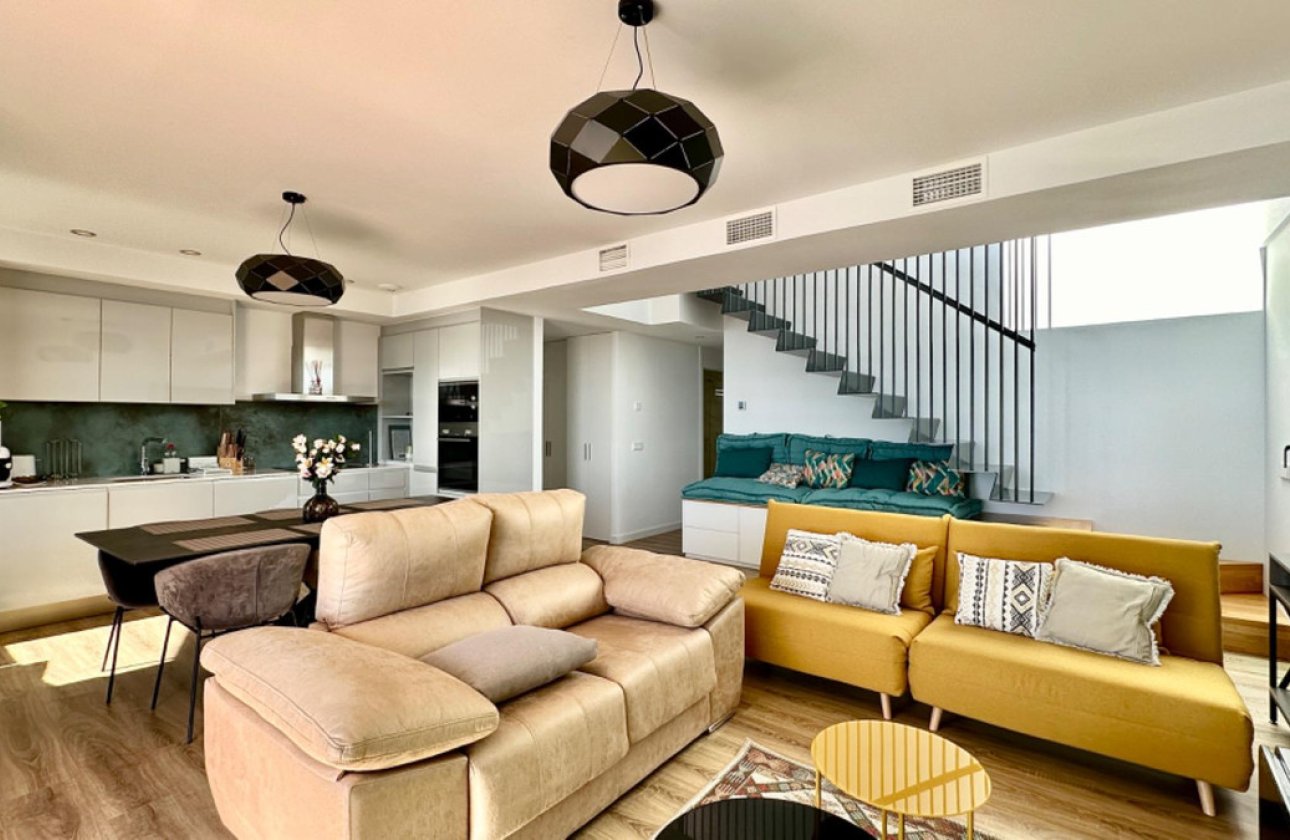 Resale - Apartment / flat -
Villajoyosa - Villajoyosa Centro