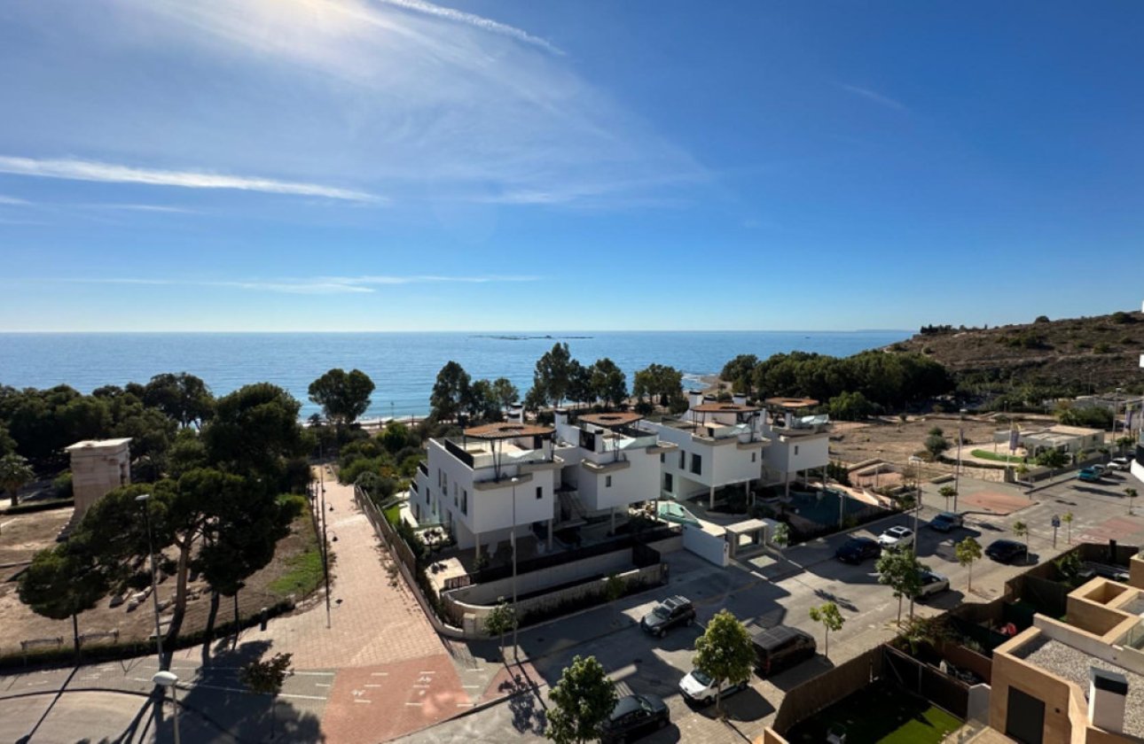 Resale - Apartment / flat -
Villajoyosa - Villajoyosa Centro