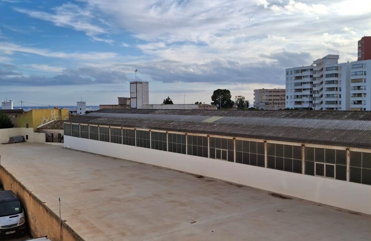 Resale - Apartment / flat -
Villajoyosa - Villajoyosa Centro