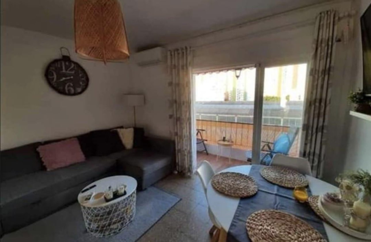 Resale - Apartment / flat -
Villajoyosa - Villajoyosa Centro