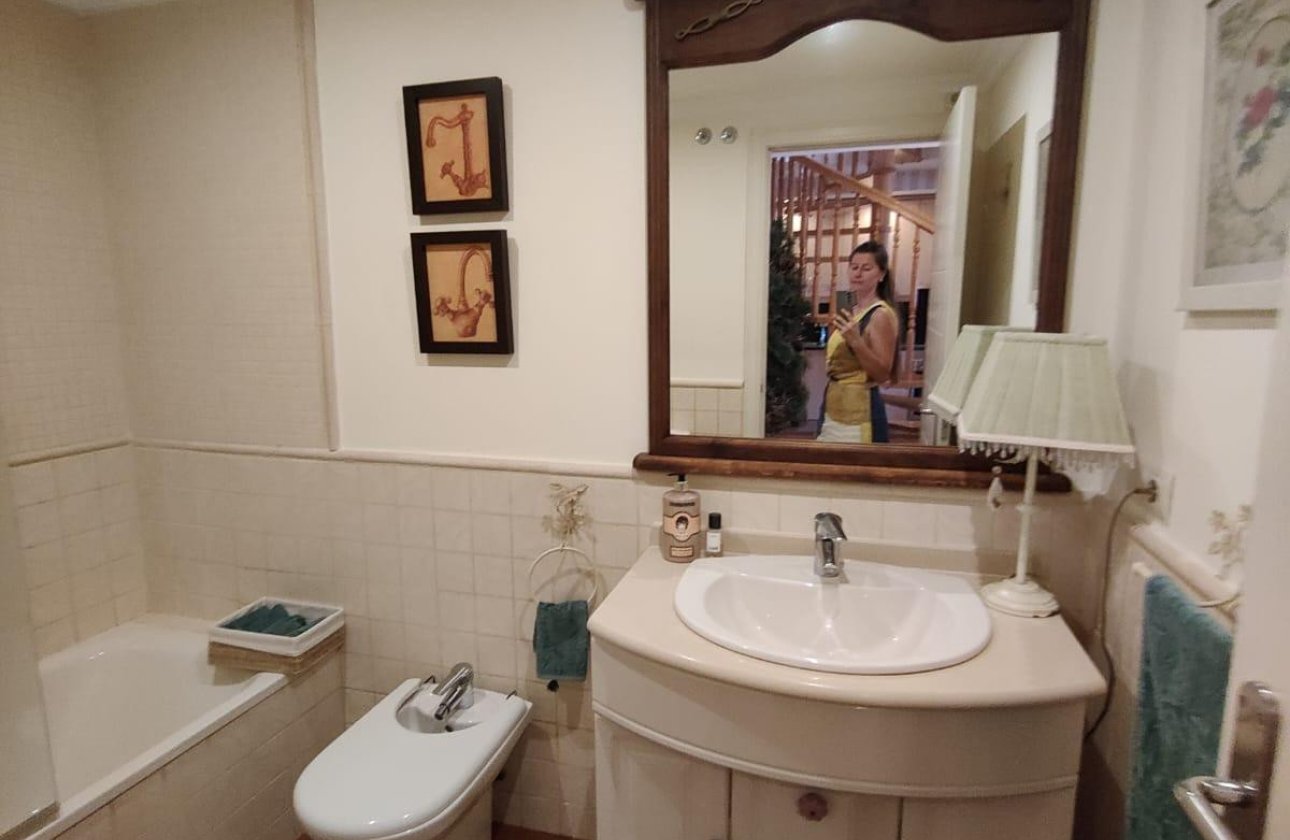 Resale - Apartment / flat -
Villajoyosa - Villajoyosa Centro