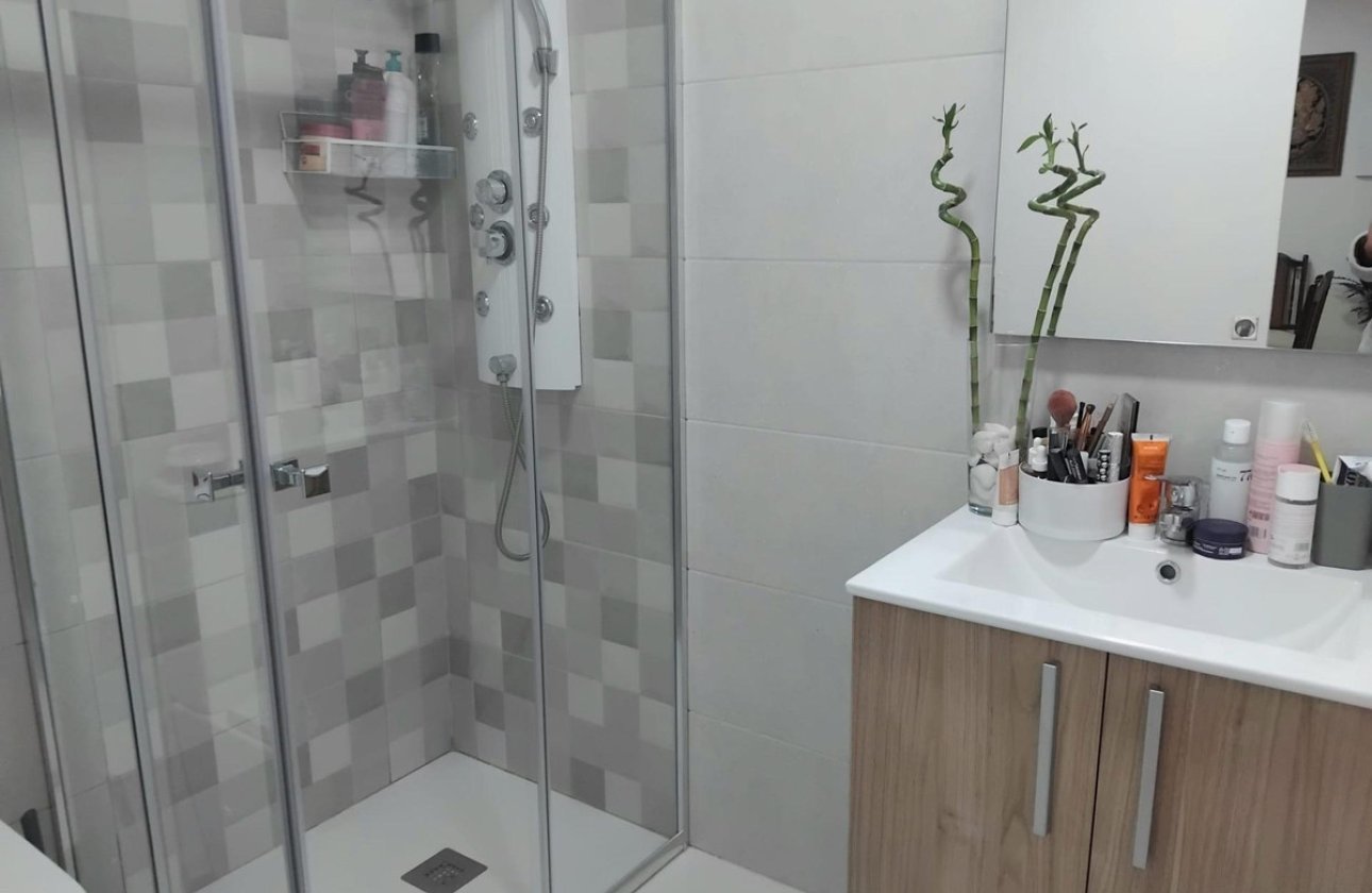 Resale - Apartment / flat -
Villajoyosa - Villajoyosa Centro