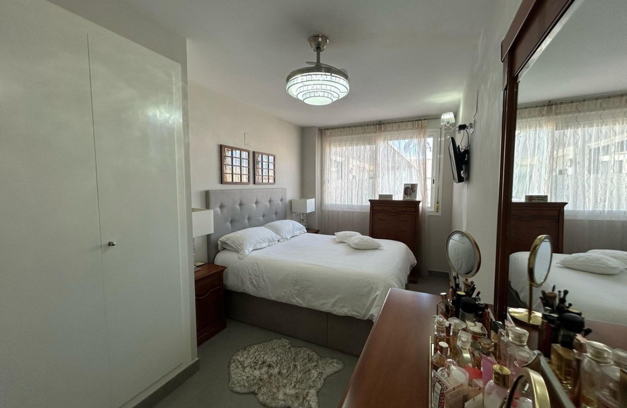 Resale - Apartment / flat -
Villajoyosa - Villajoyosa Centro