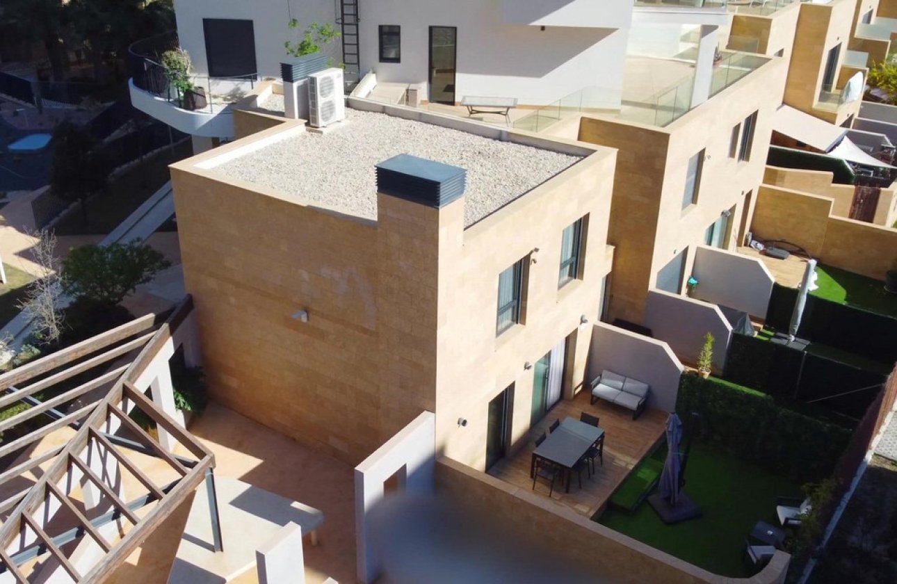 Resale - Apartment / flat -
Villajoyosa - Villajoyosa Centro