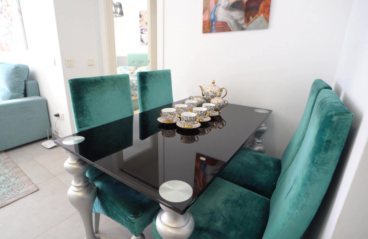 Resale - Apartment / flat -
Villajoyosa - Villajoyosa Centro