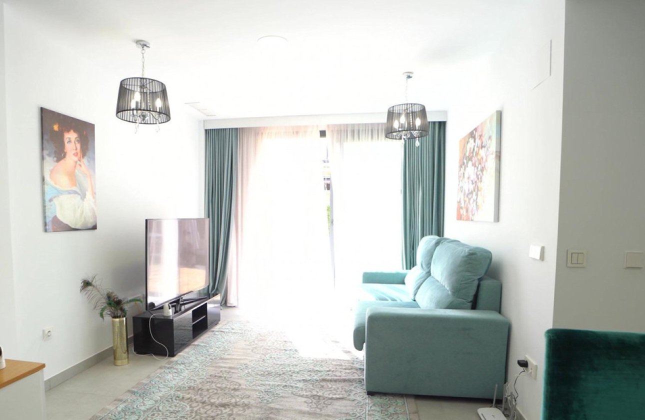 Resale - Apartment / flat -
Villajoyosa - Villajoyosa Centro