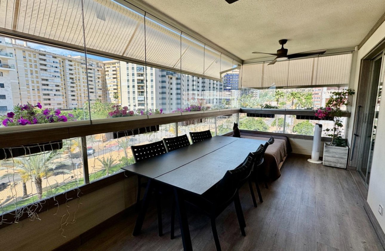 Resale - Apartment / flat -
Villajoyosa - Villajoyosa Centro