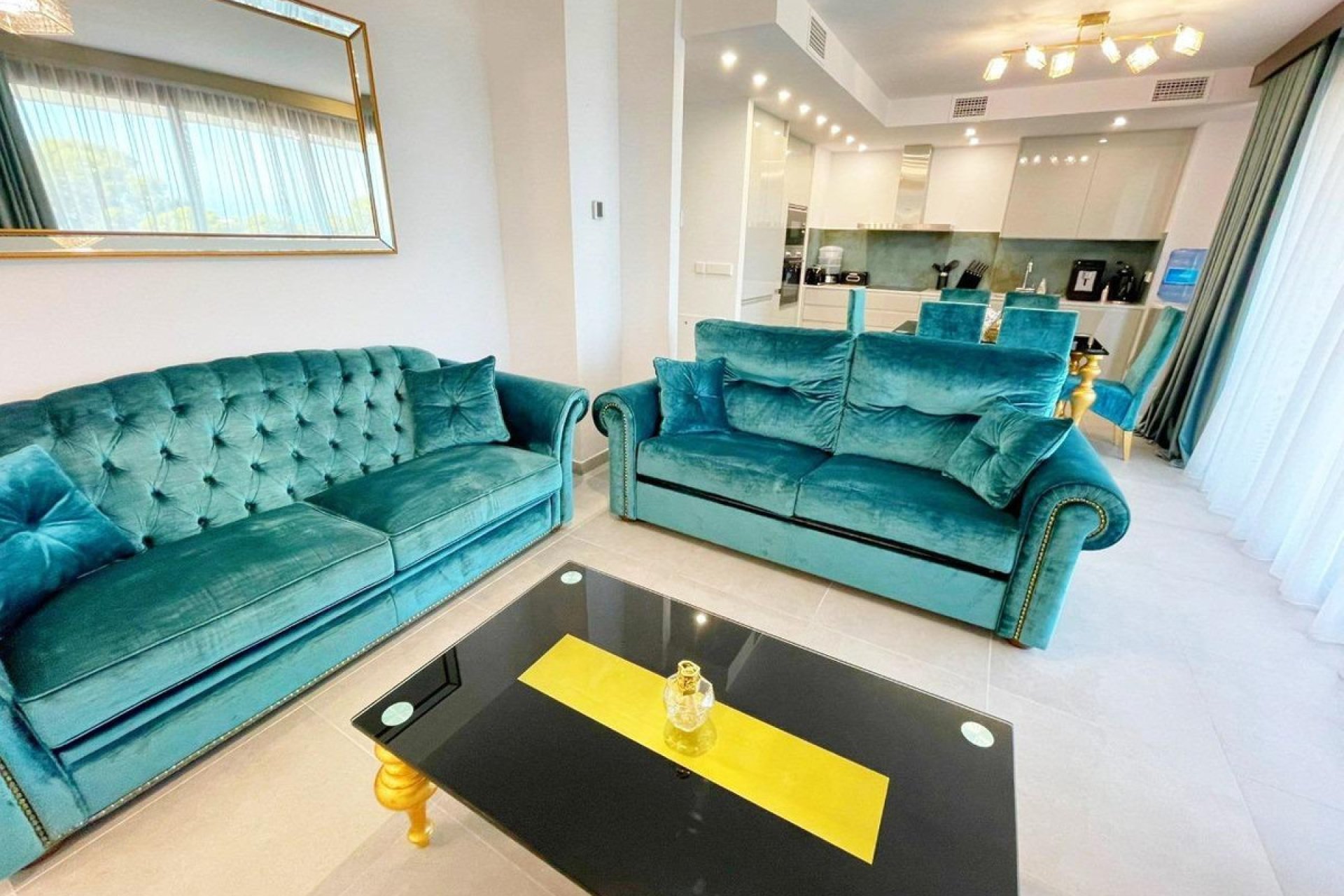 Resale - Apartment / flat -
Villajoyosa - Villajoyosa Centro