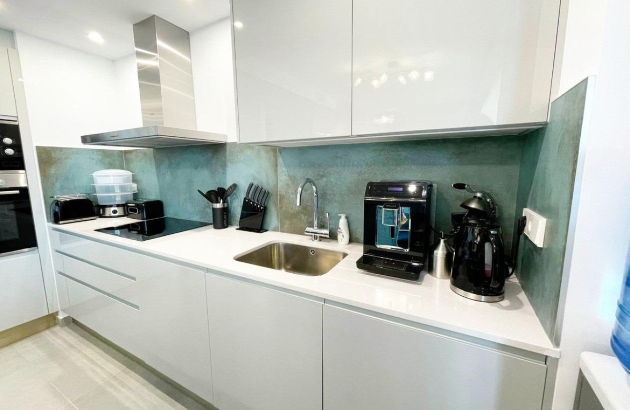 Resale - Apartment / flat -
Villajoyosa - Villajoyosa Centro