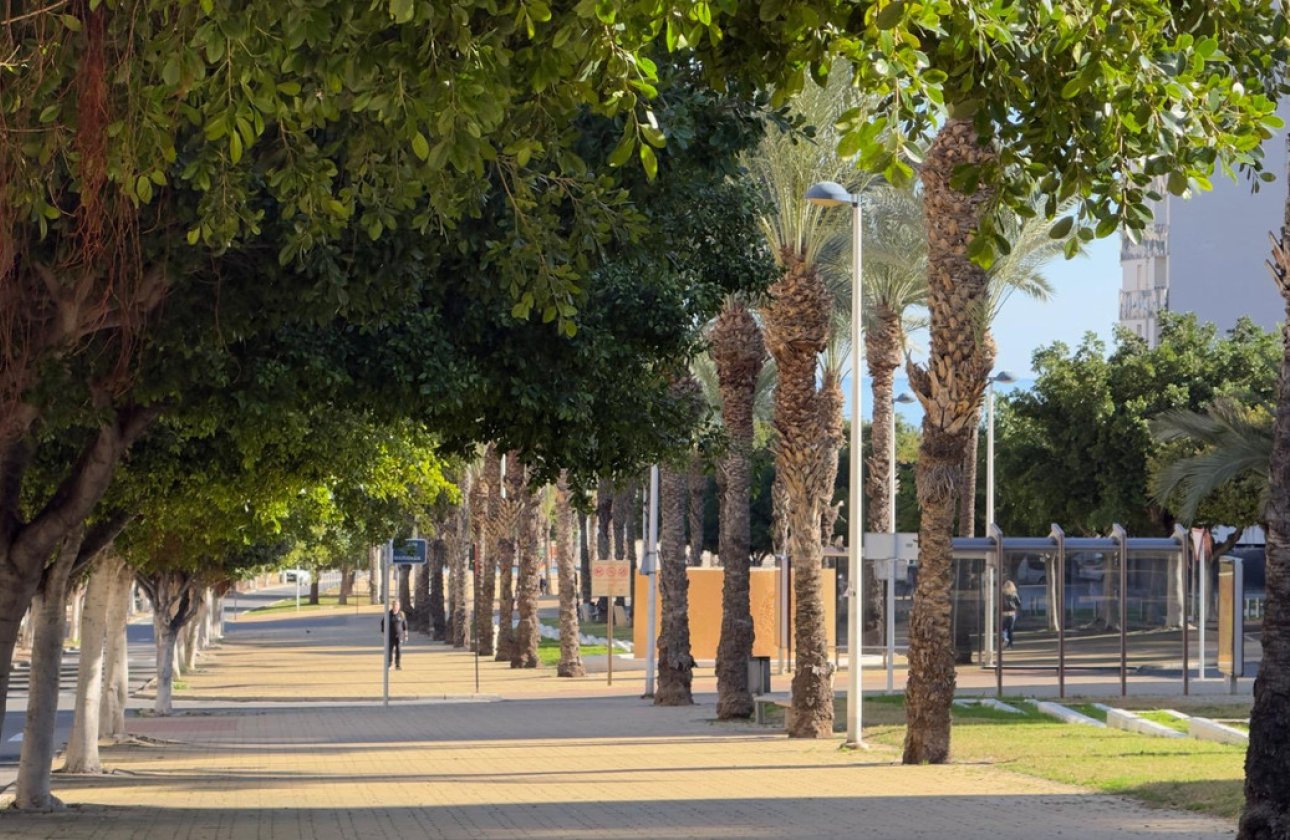 Resale - Apartment / flat -
Villajoyosa - Villajoyosa Centro