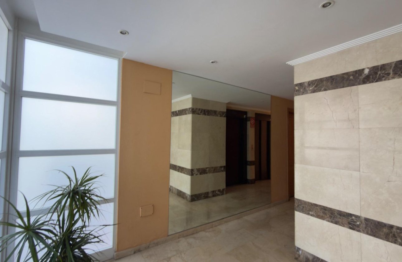 Resale - Apartment / flat -
Villajoyosa - Villajoyosa Centro