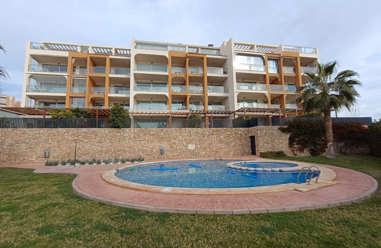 Resale - Apartment / flat -
Villajoyosa - Villajoyosa Centro