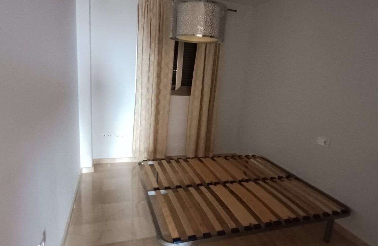 Resale - Apartment / flat -
Villajoyosa - Villajoyosa Centro