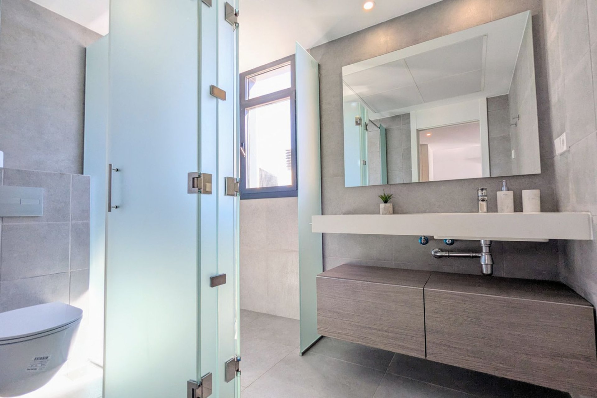 Resale - Apartment / flat -
Villajoyosa - Villajoyosa Centro