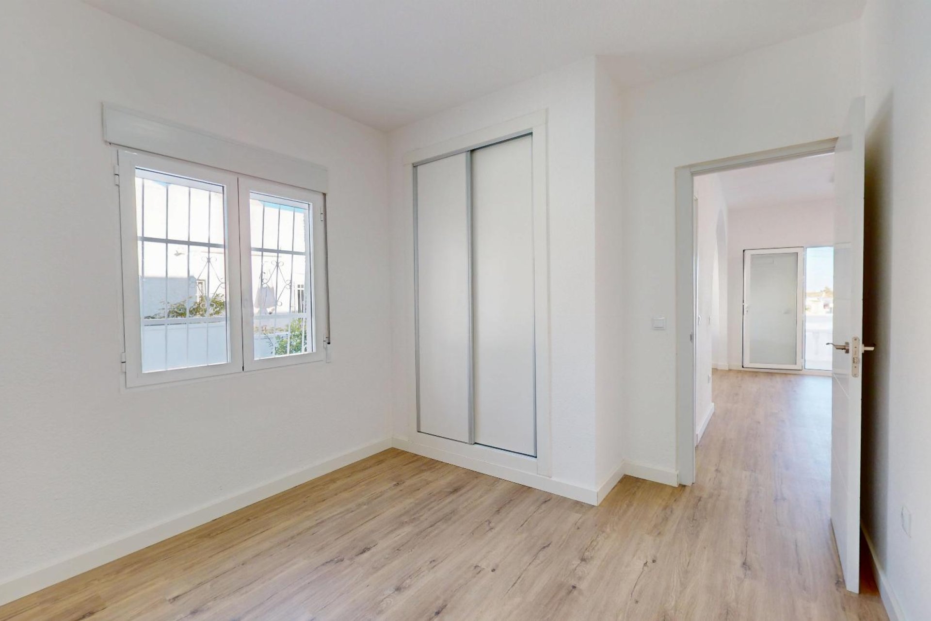 Resale - Bungalow -
Orihuela Costa - Blue Lagoon