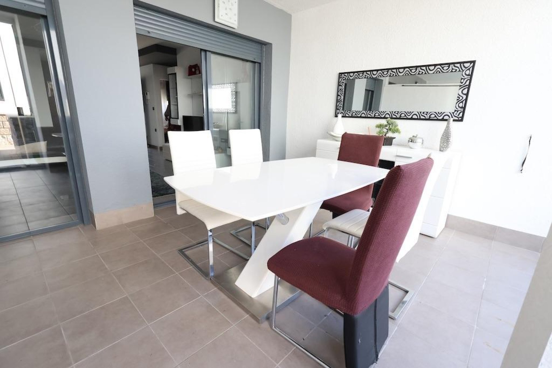 Resale - Bungalow -
Orihuela Costa - La Zenia