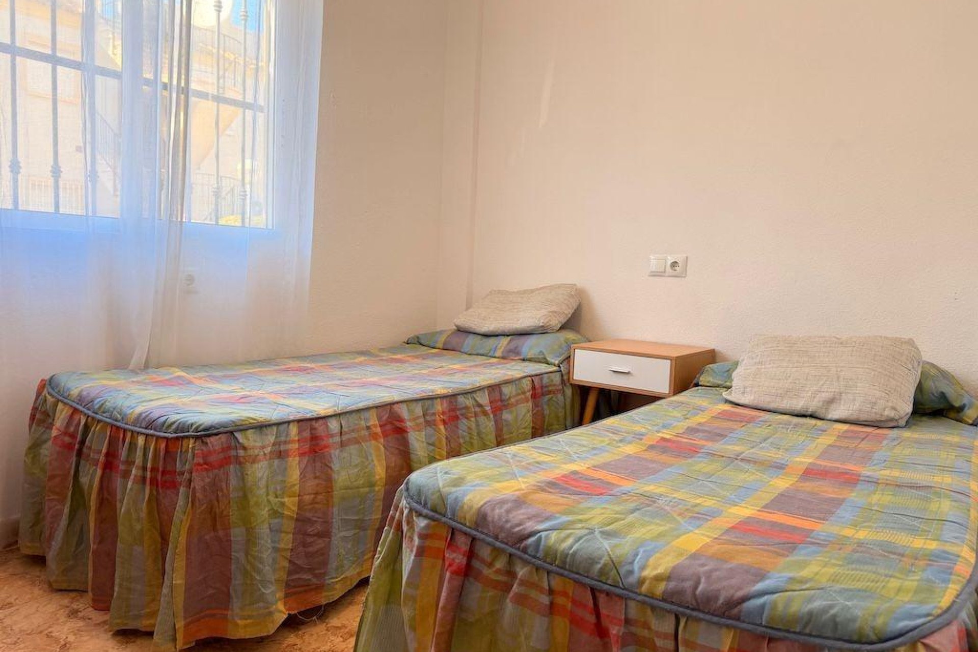 Resale - Bungalow -
Orihuela Costa - Las Filipinas