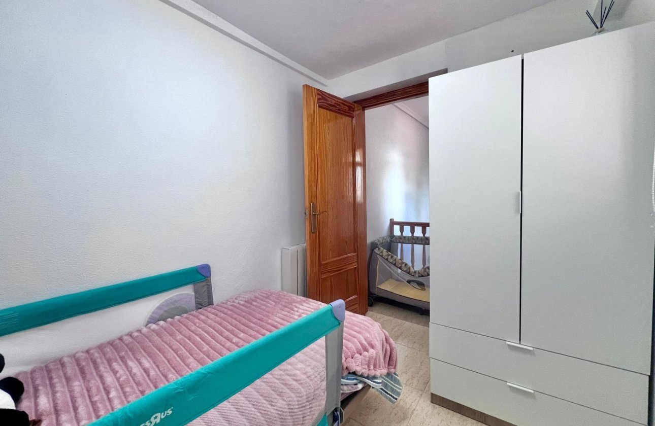 Resale - Bungalow -
Pilar de la Horadada - RioMar