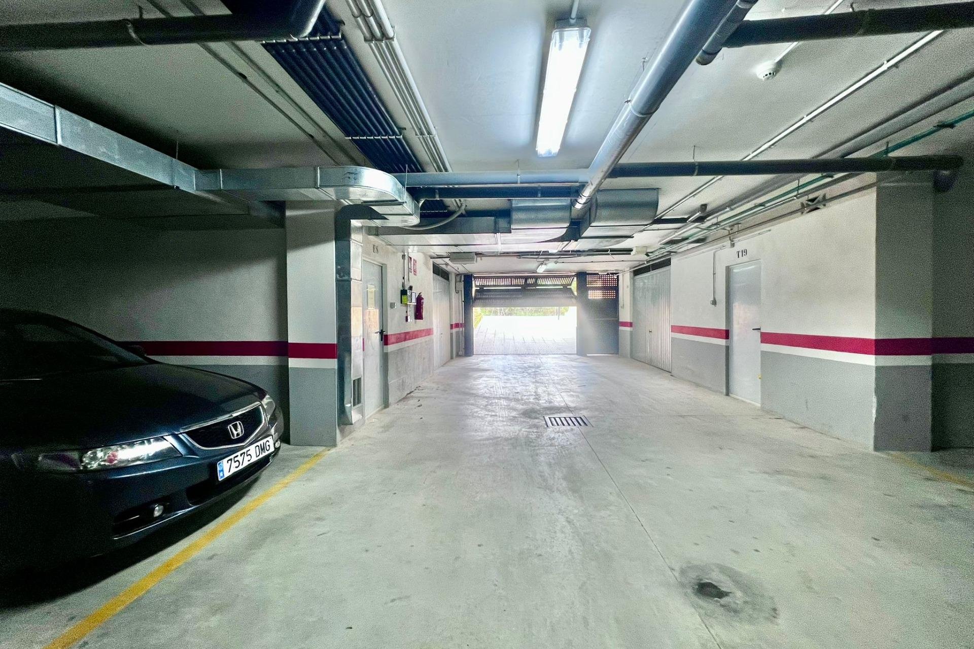 Resale - Bungalow -
Pilar de la Horadada - RioMar