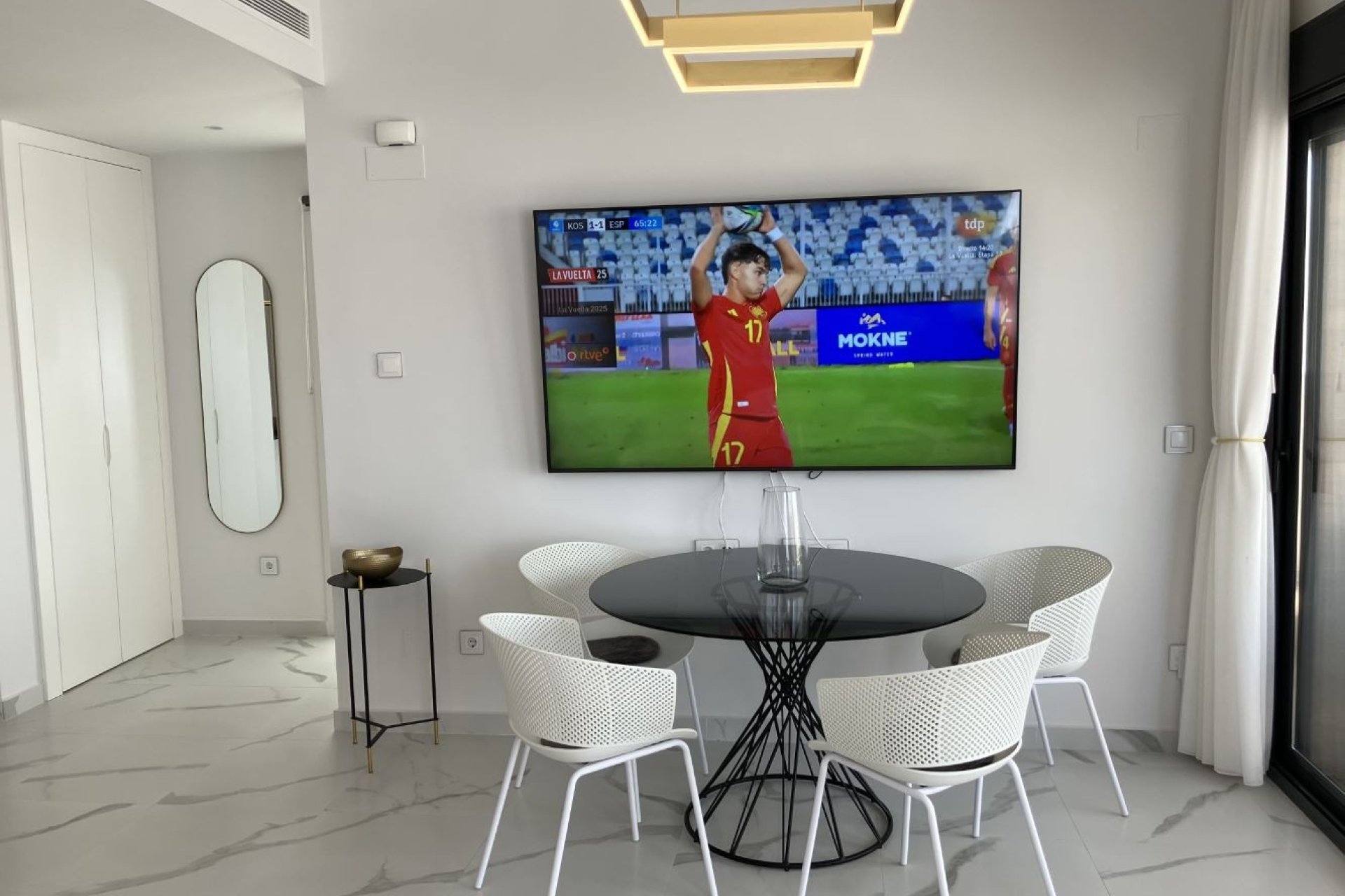 Resale - Bungalow -
San Miguel de Salinas