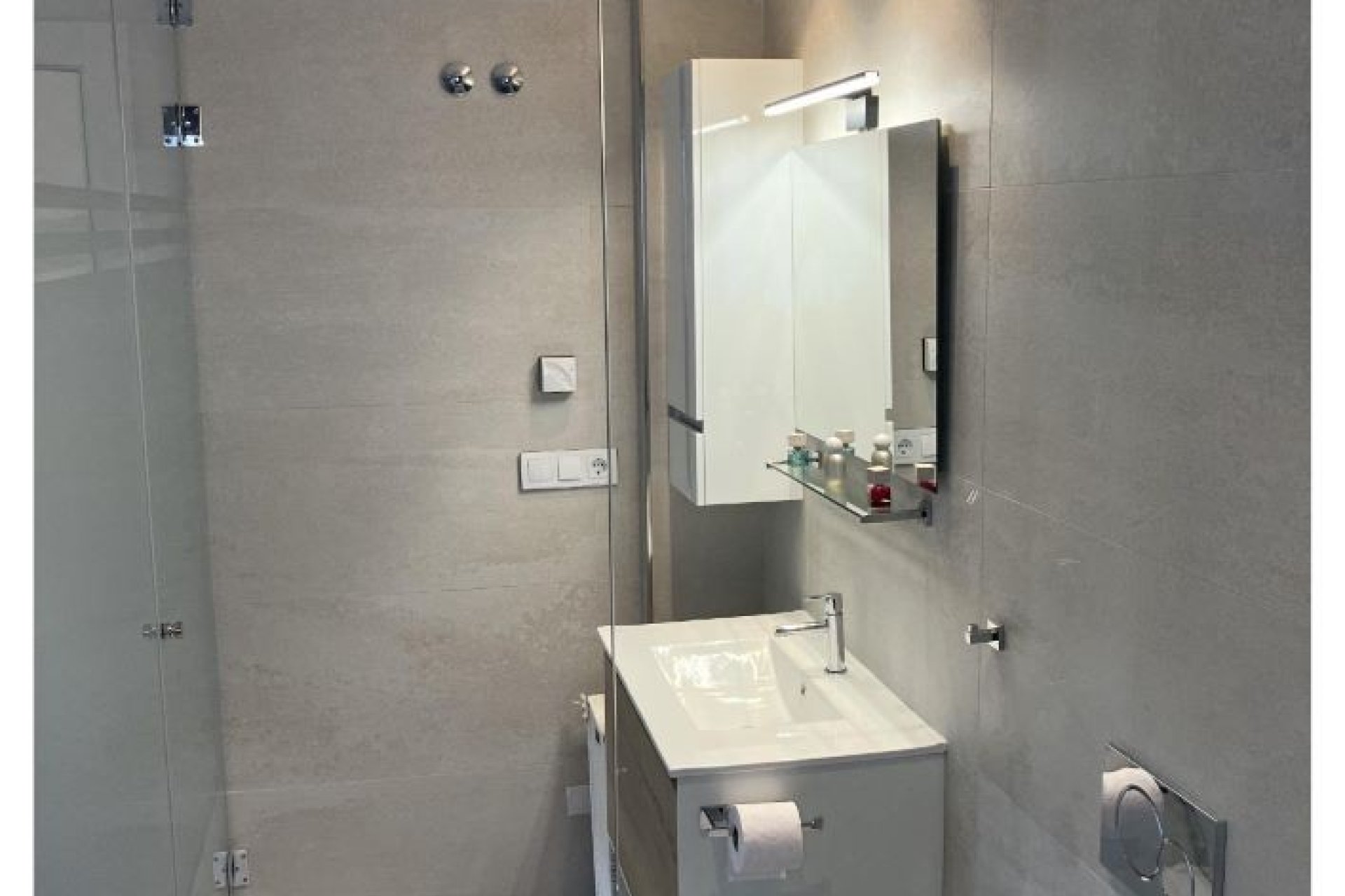 Resale - Bungalow -
San Miguel de Salinas