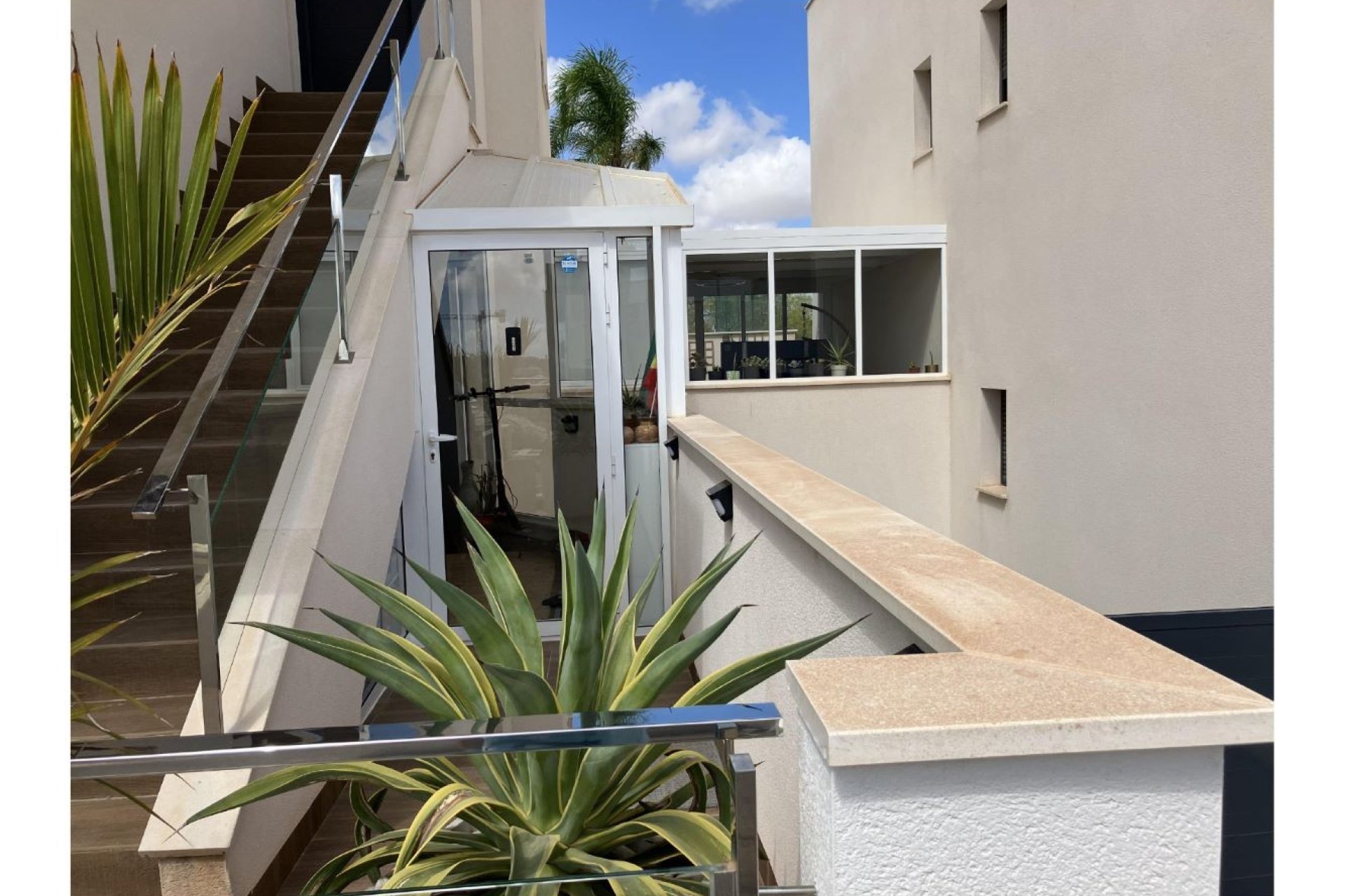 Resale - Bungalow -
San Miguel de Salinas