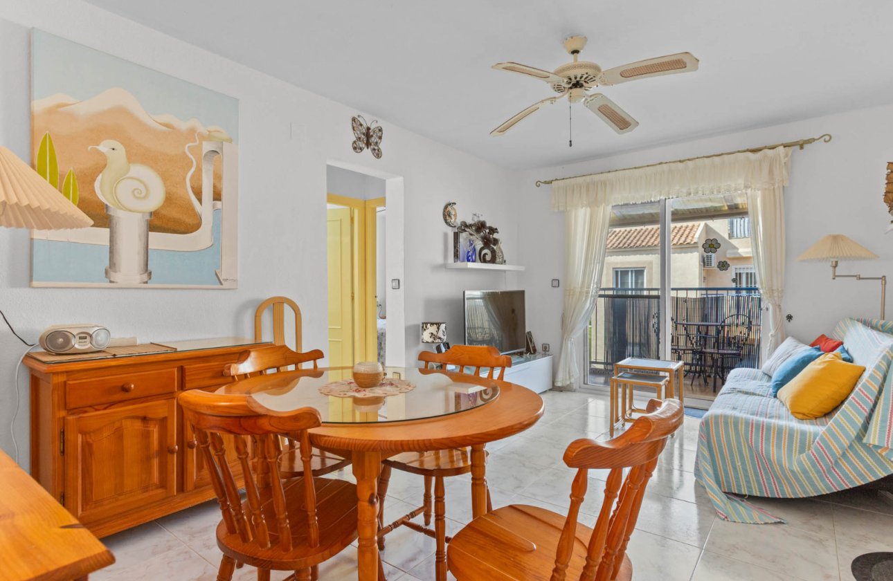 Resale - Bungalow -
Torrevieja - El chaparral