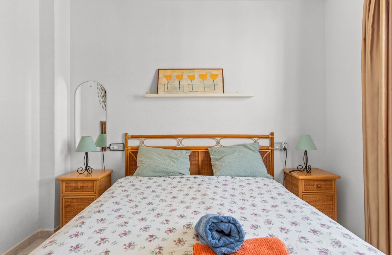 Resale - Bungalow -
Torrevieja - El chaparral