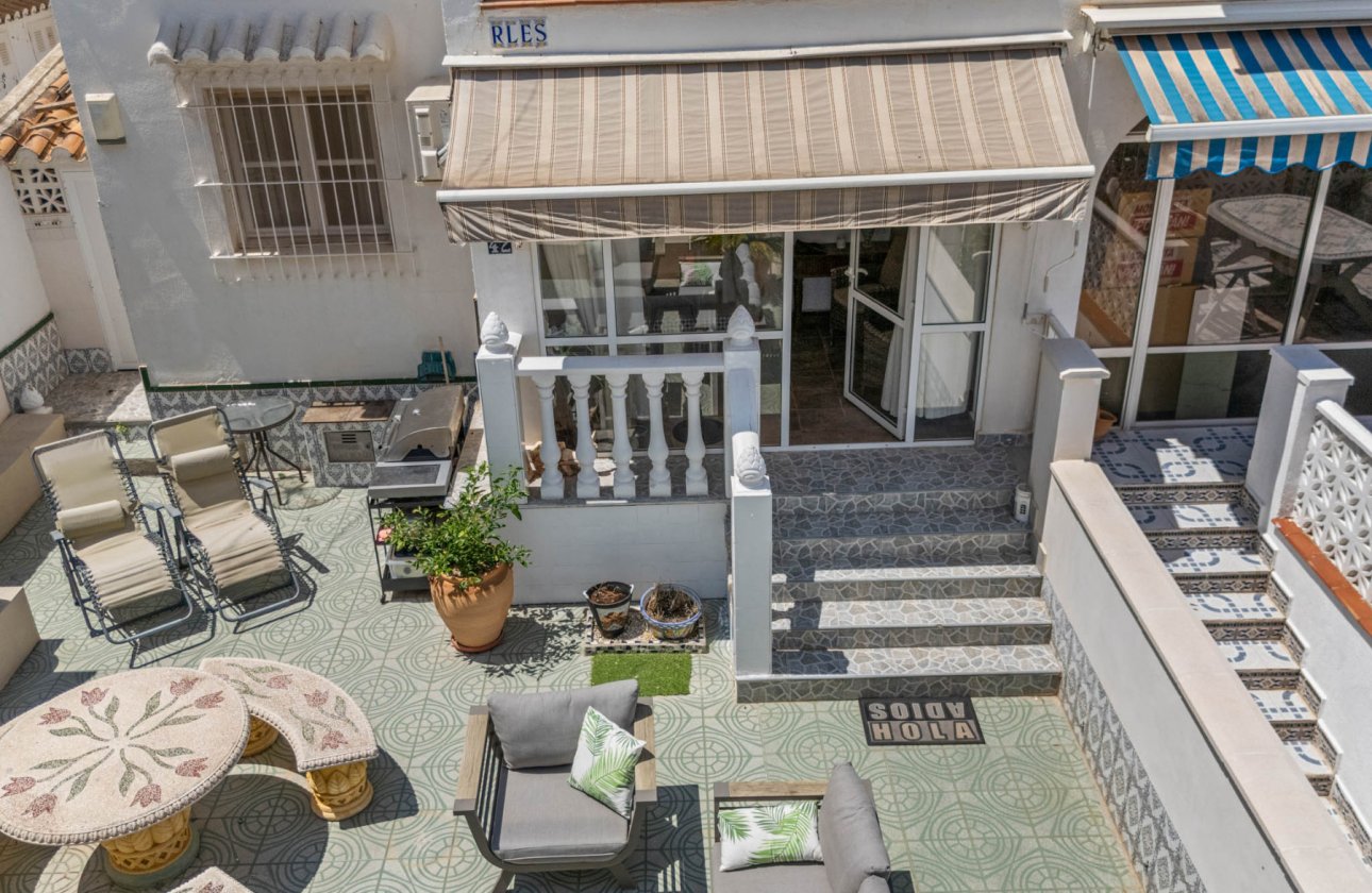 Resale - Bungalow -
Torrevieja - Lago Jardin