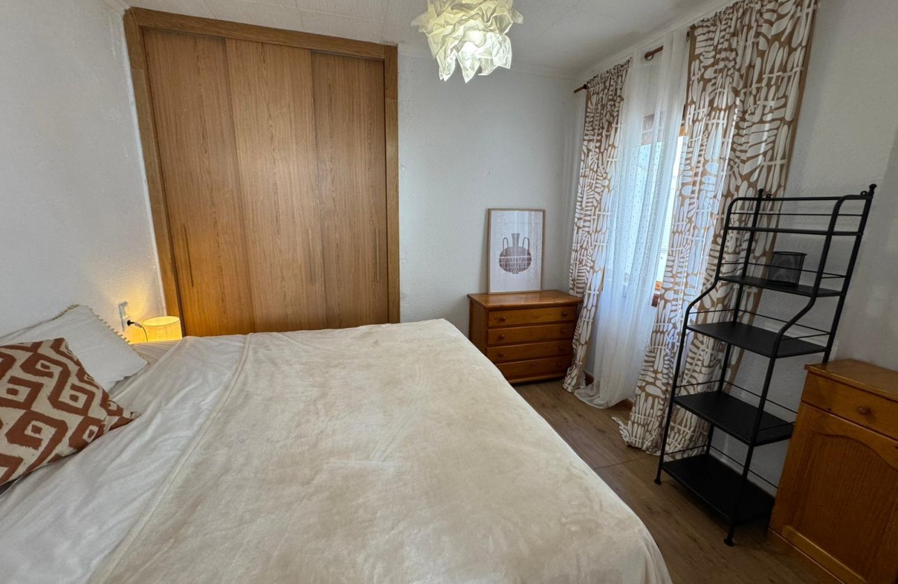 Resale - Bungalow -
Torrevieja - Los Altos