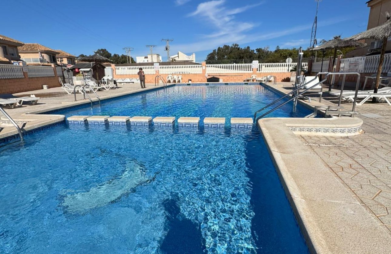 Resale - Bungalow -
Torrevieja - Los Altos