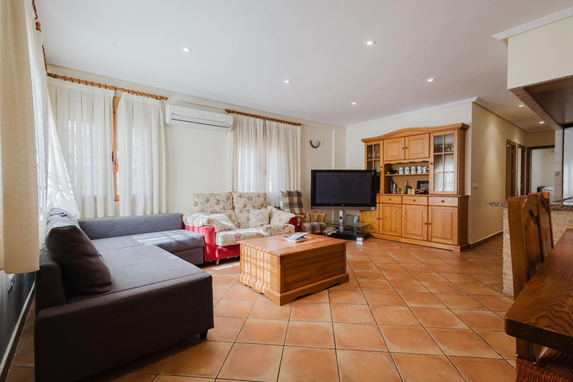 Resale - Bungalow -
Torrevieja - PLAYA DE LA MATA