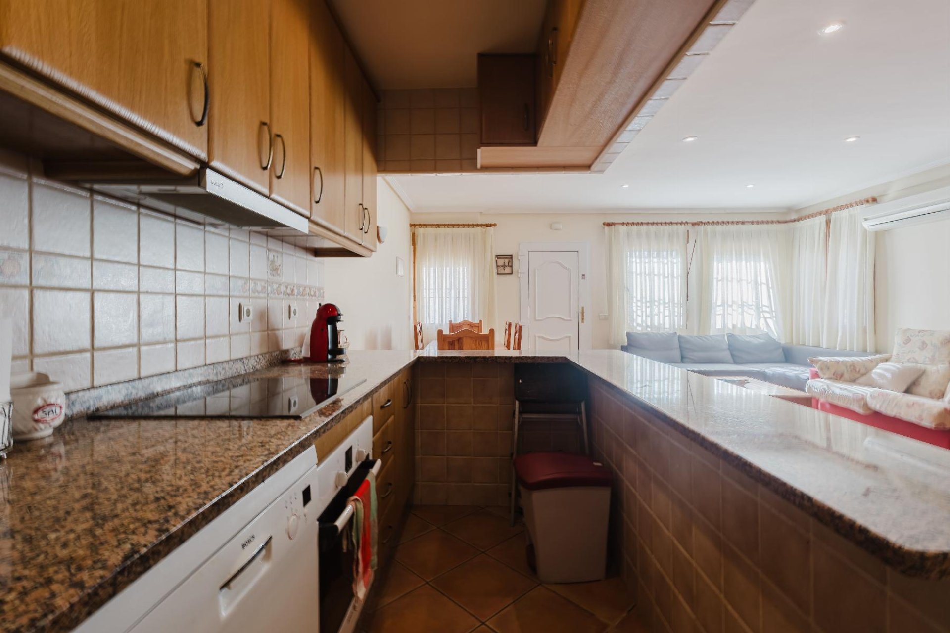 Resale - Bungalow -
Torrevieja - PLAYA DE LA MATA