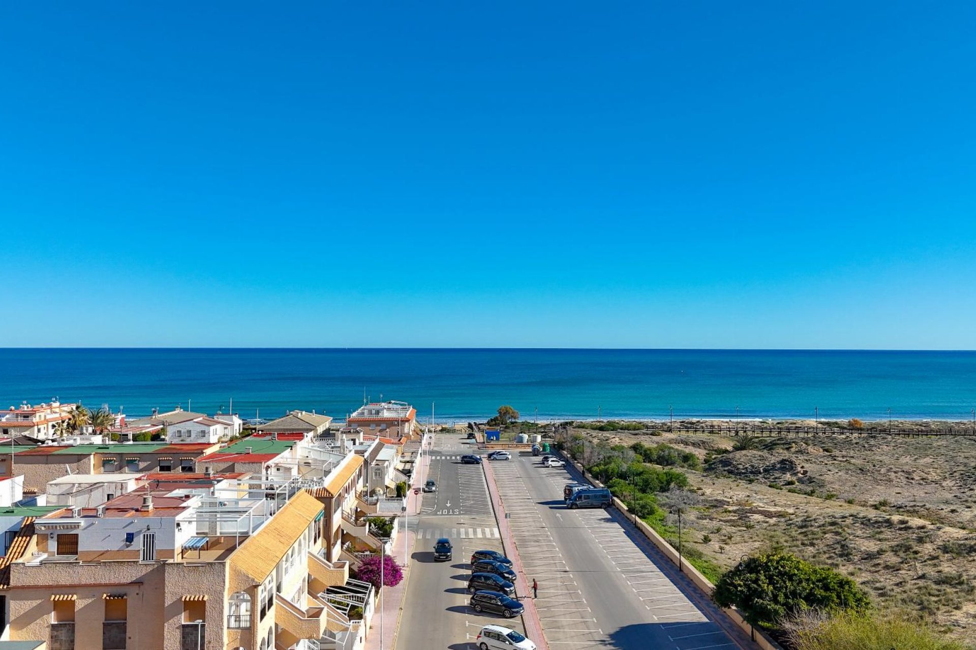 Resale - Bungalow -
Torrevieja - PLAYA DE LA MATA
