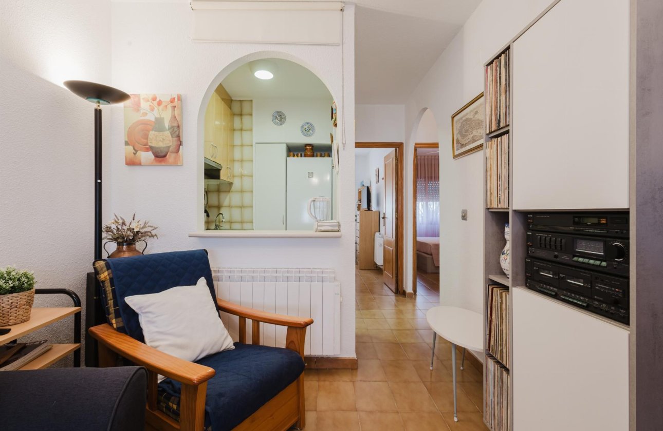 Resale - Bungalow -
Torrevieja - playa de los naufragos