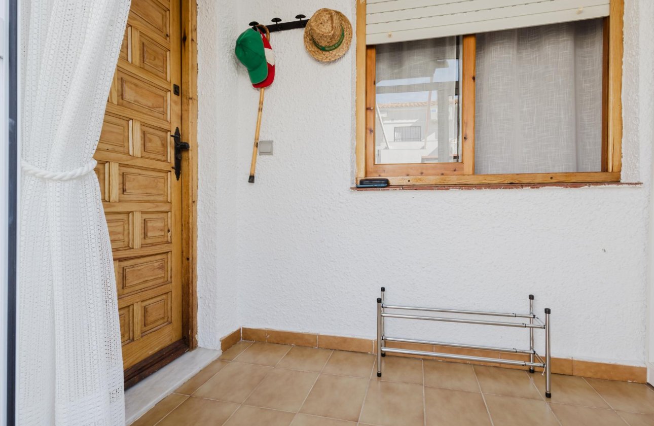 Resale - Bungalow -
Torrevieja - playa de los naufragos