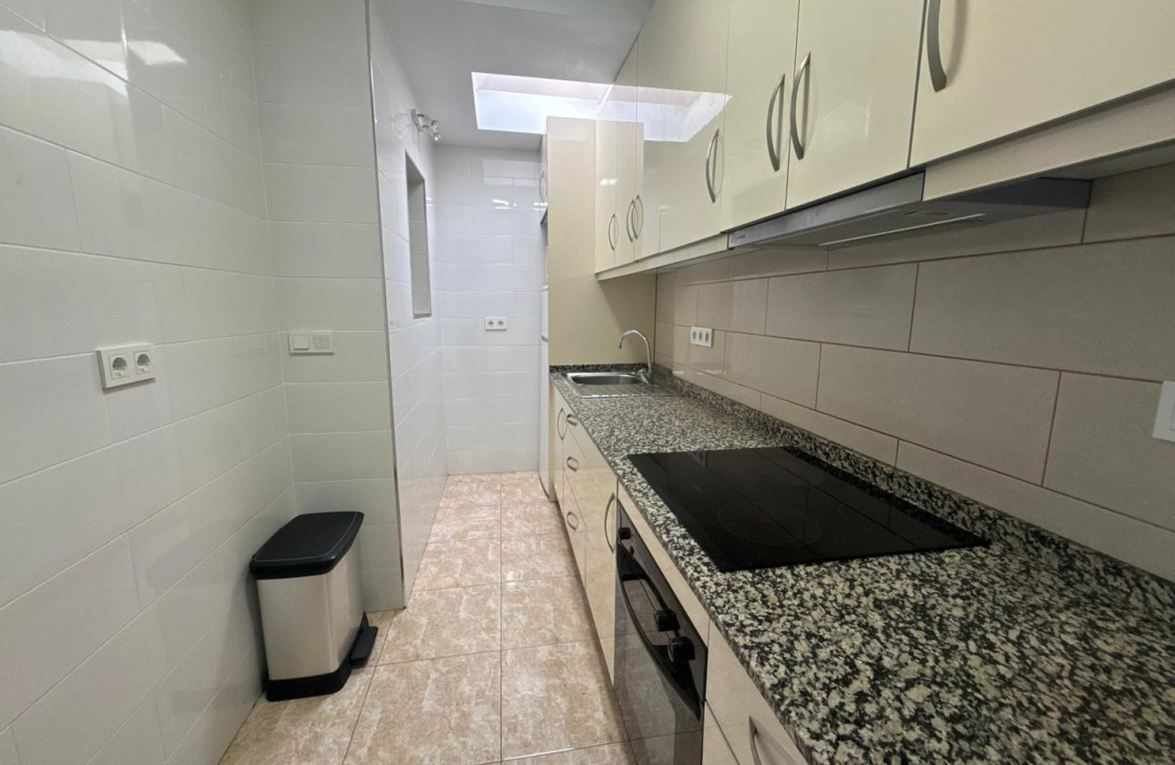 Resale - Bungalow -
Torrevieja - TORRETAS