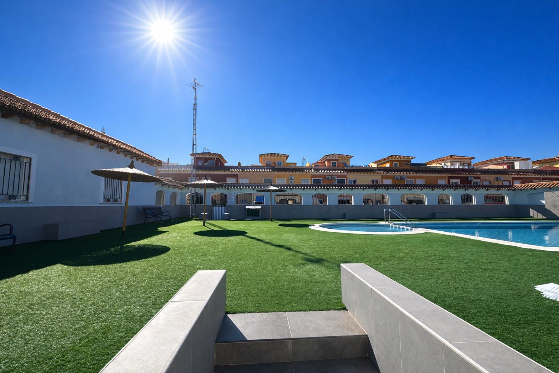 Resale - Bungalow -
Torrevieja - TORRETAS