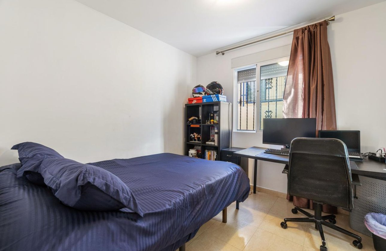 Resale - Casa -
Orihuela Costa - Las Filipinas