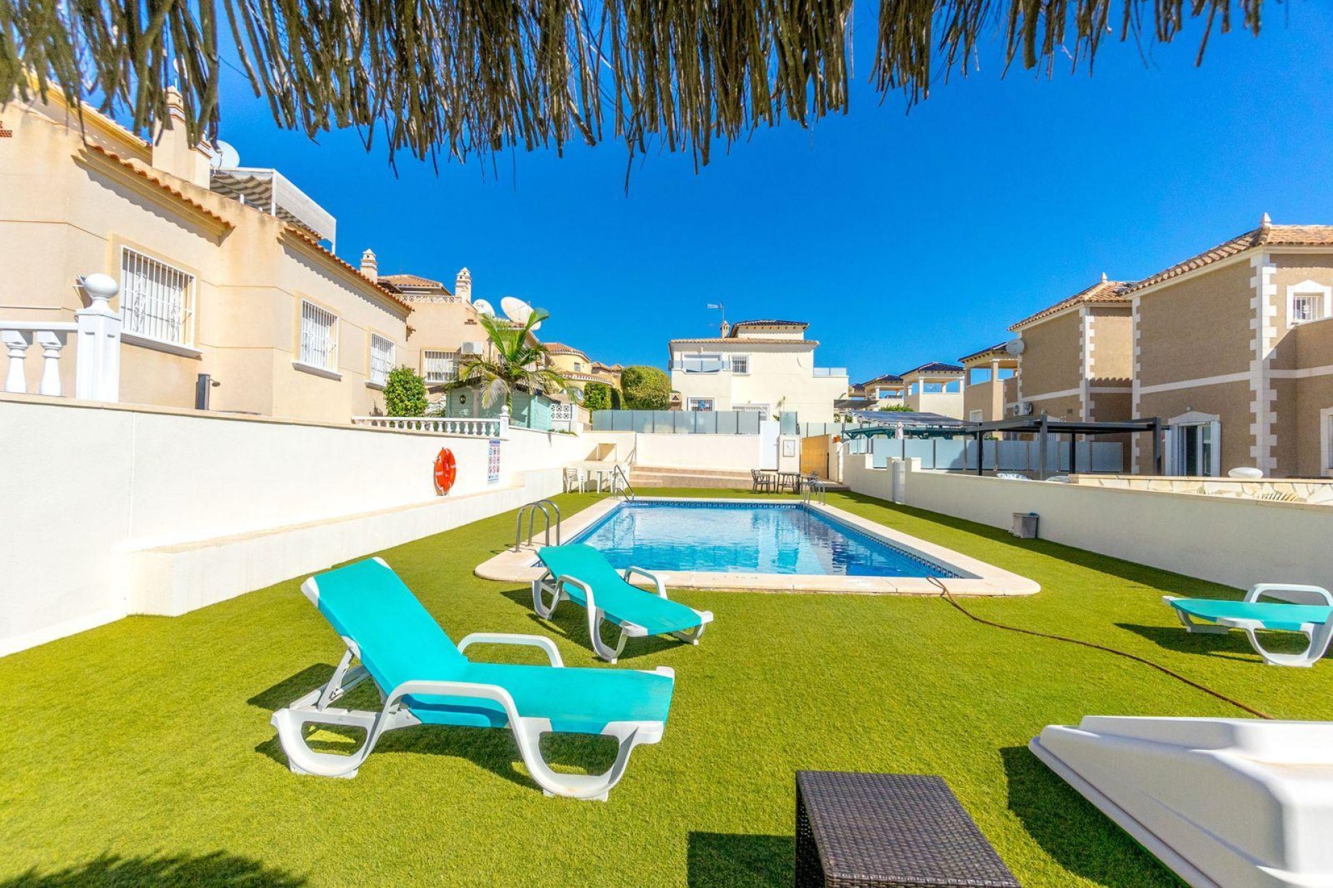 Resale - Casa -
Orihuela Costa - Las Filipinas
