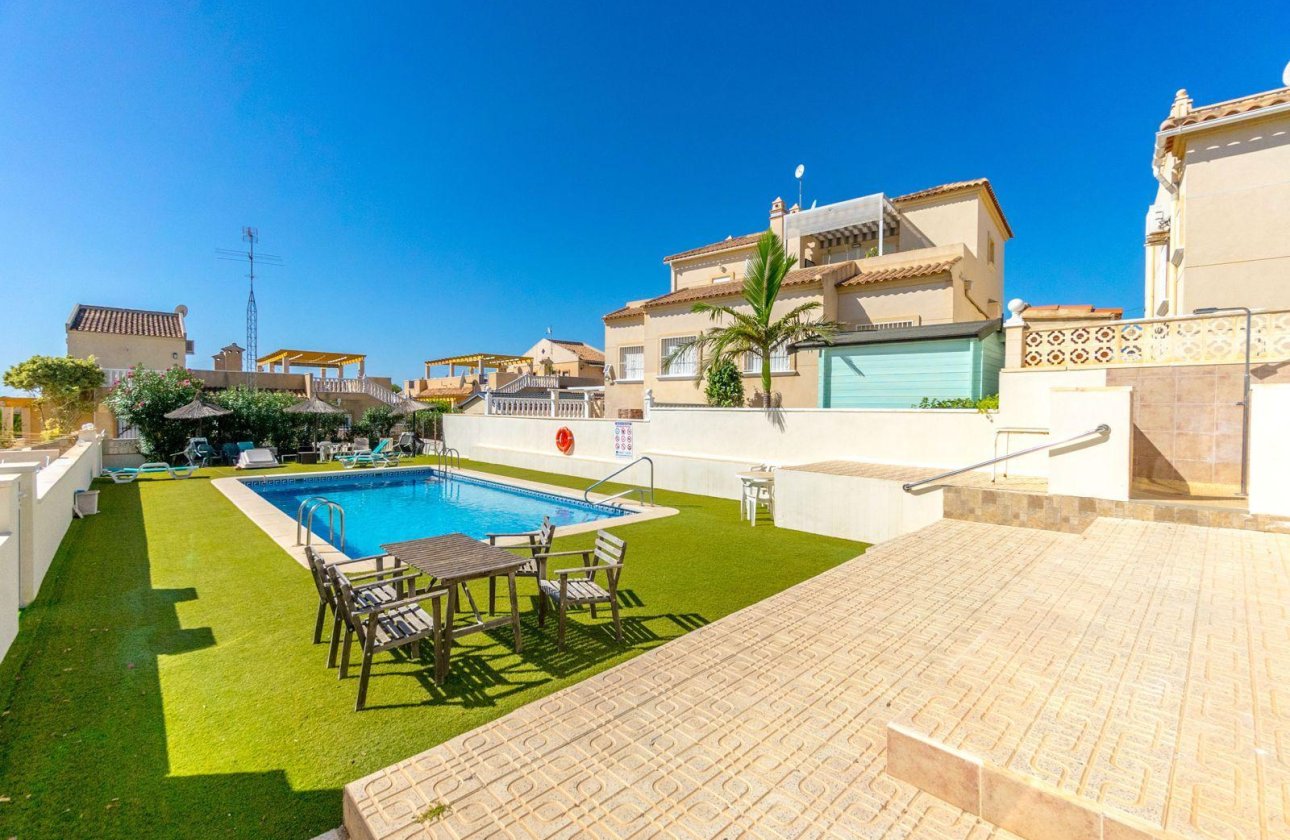 Resale - Casa -
Orihuela Costa - Las Filipinas