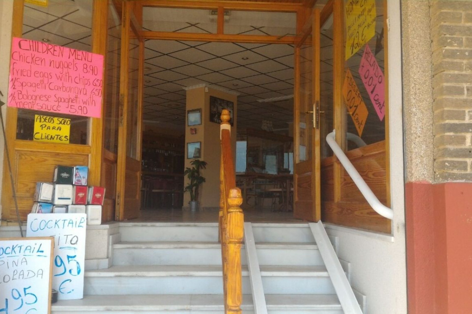 Resale - Commercial Premises -
Torrevieja - Acequion