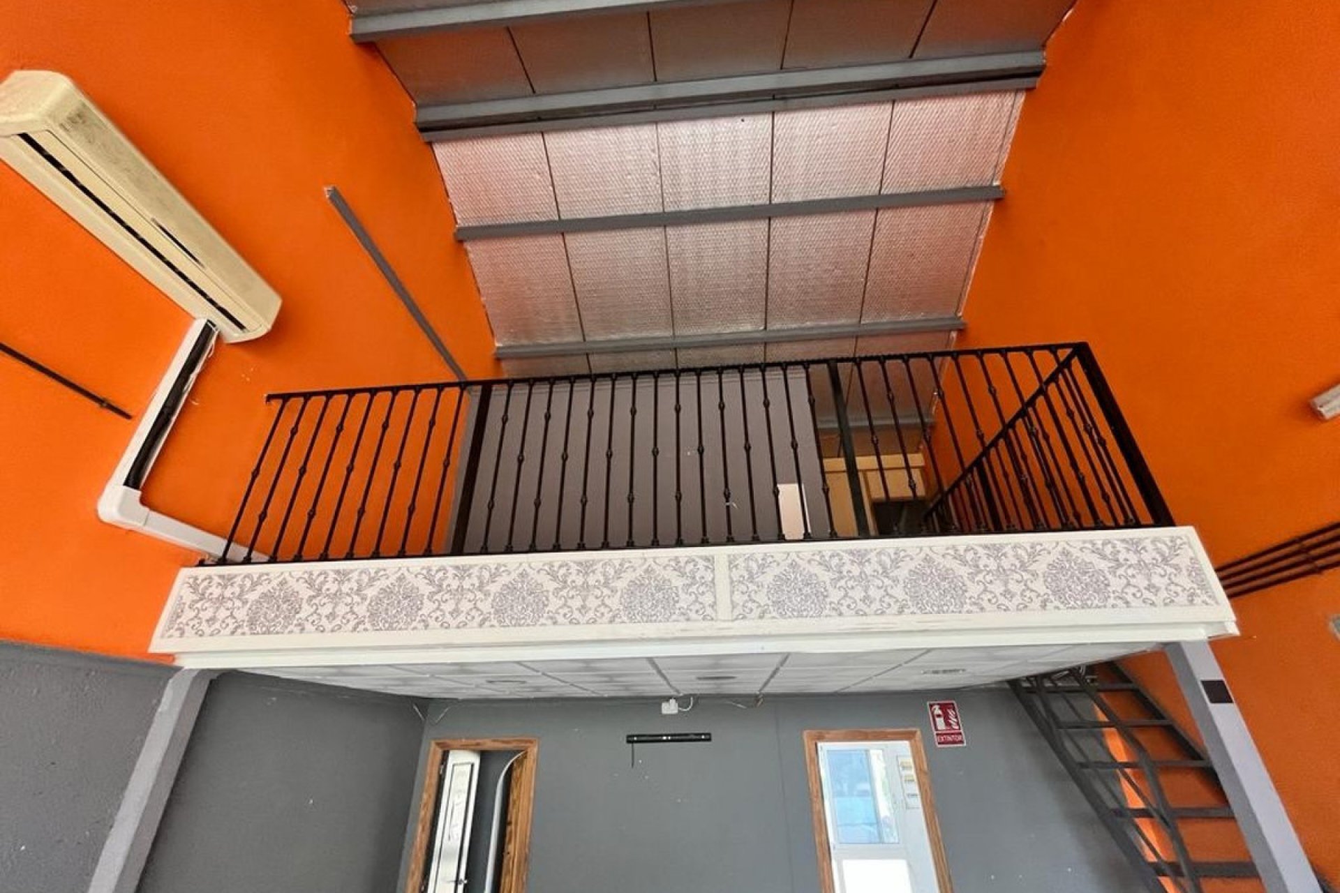 Resale - Commercial property -
Algorfa - Algorfa Centro