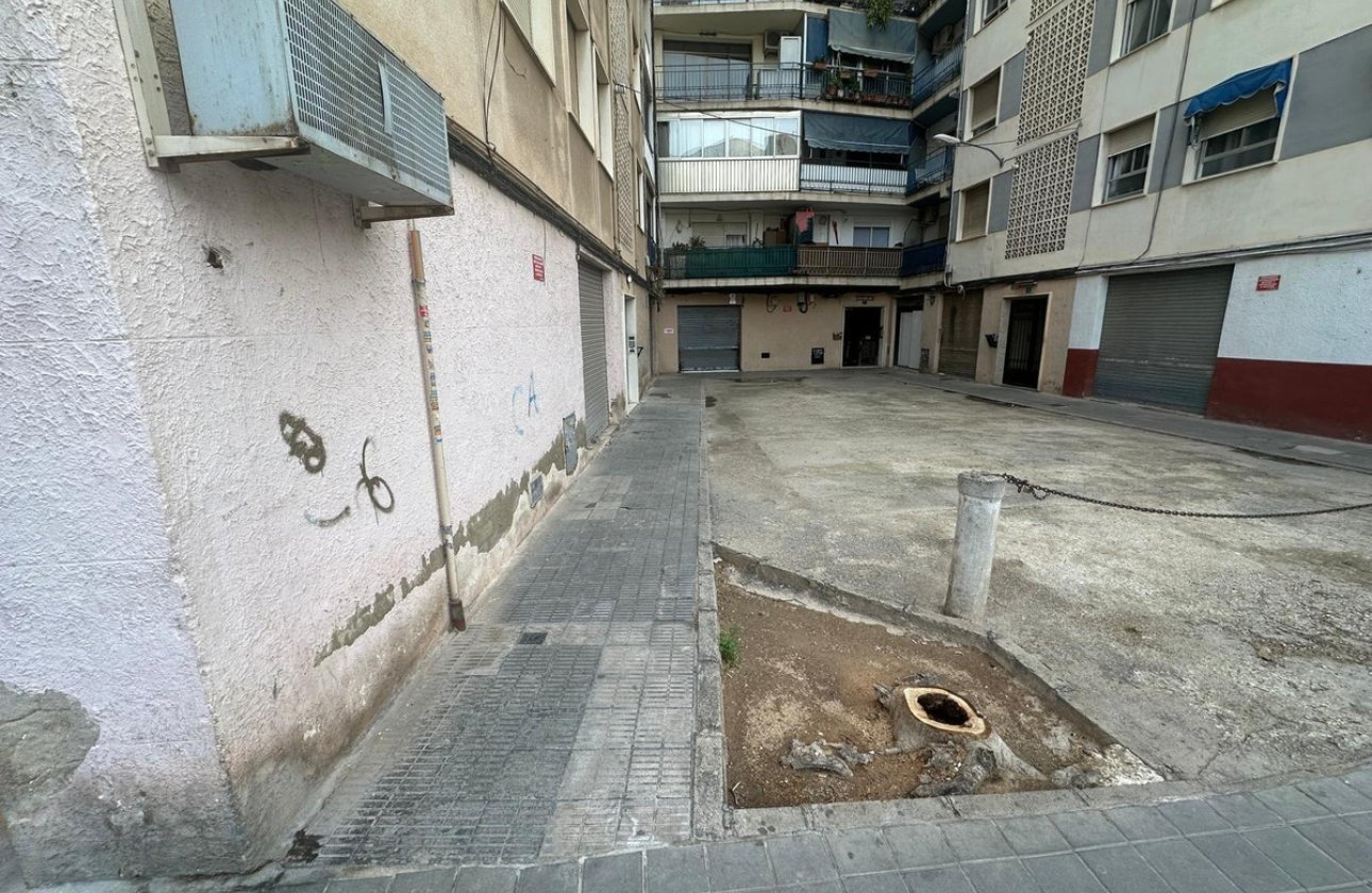 Resale - Commercial property -
Alicante - Alicante Centro