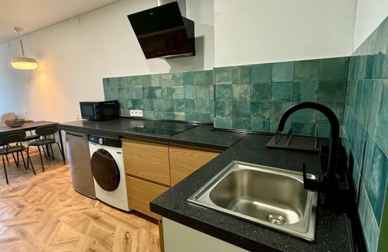 Resale - Commercial property -
Alicante - Alicante Centro